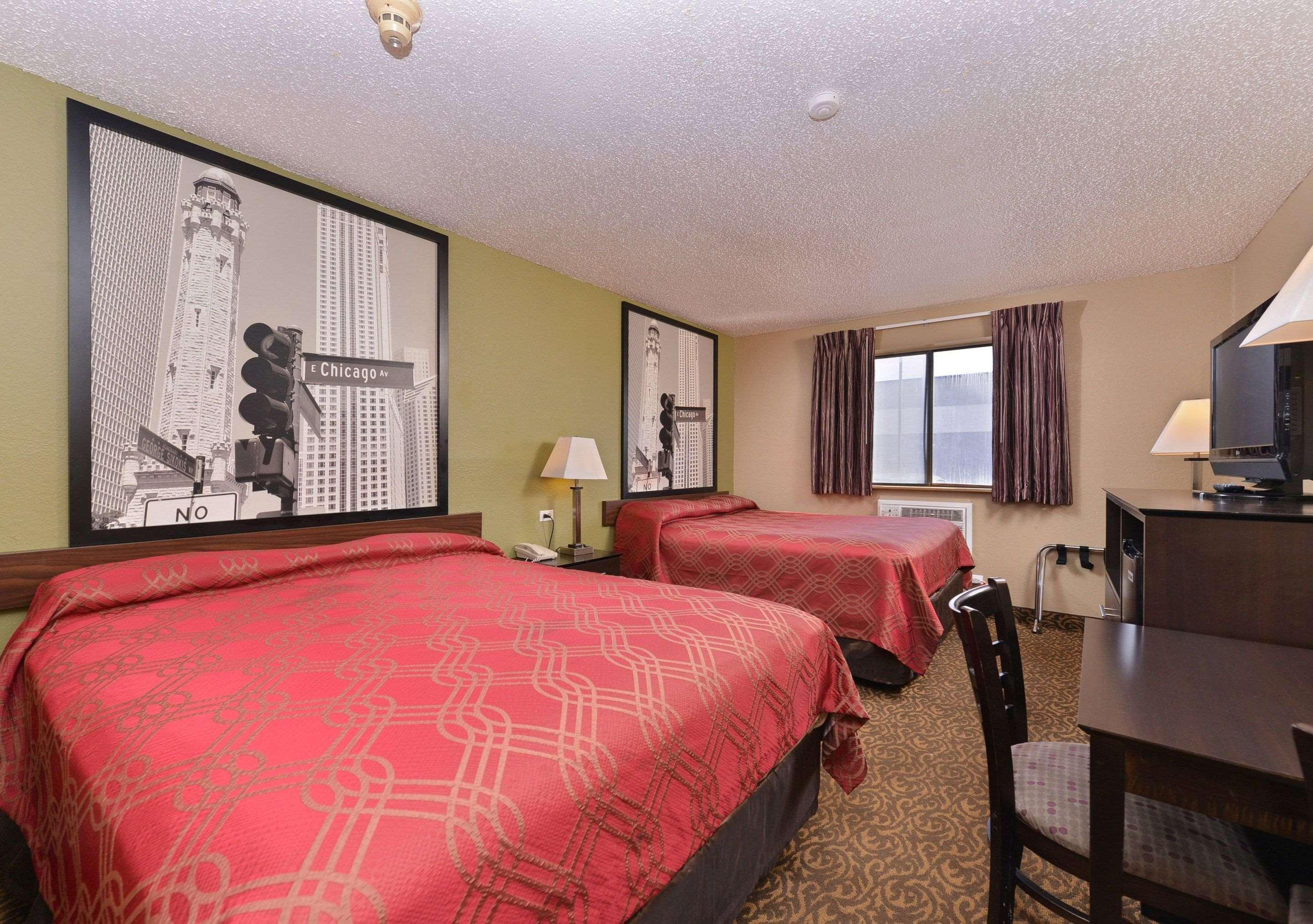 Rodeway Inn Waukegan - Gurnee Экстерьер фото