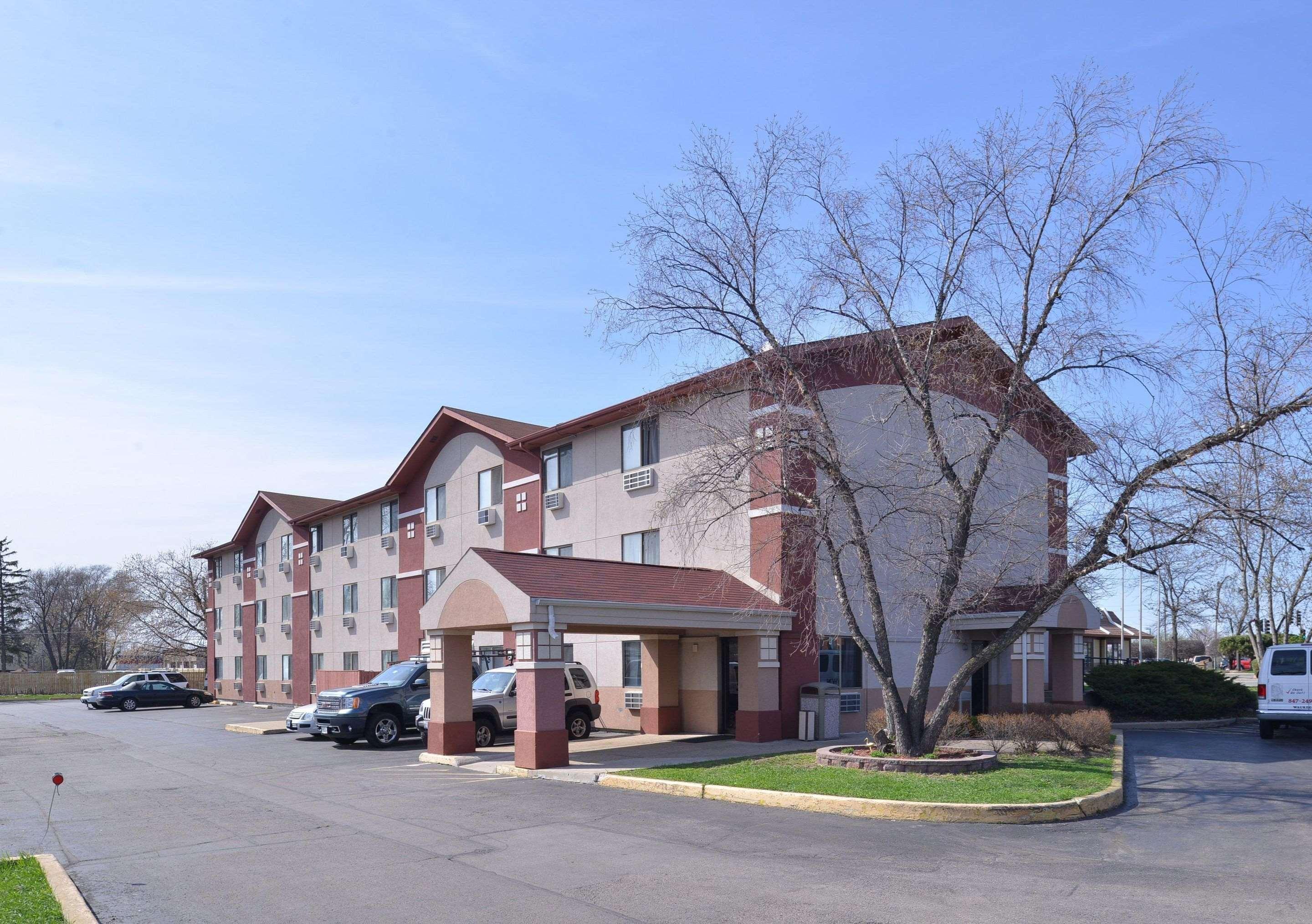 Rodeway Inn Waukegan - Gurnee Экстерьер фото