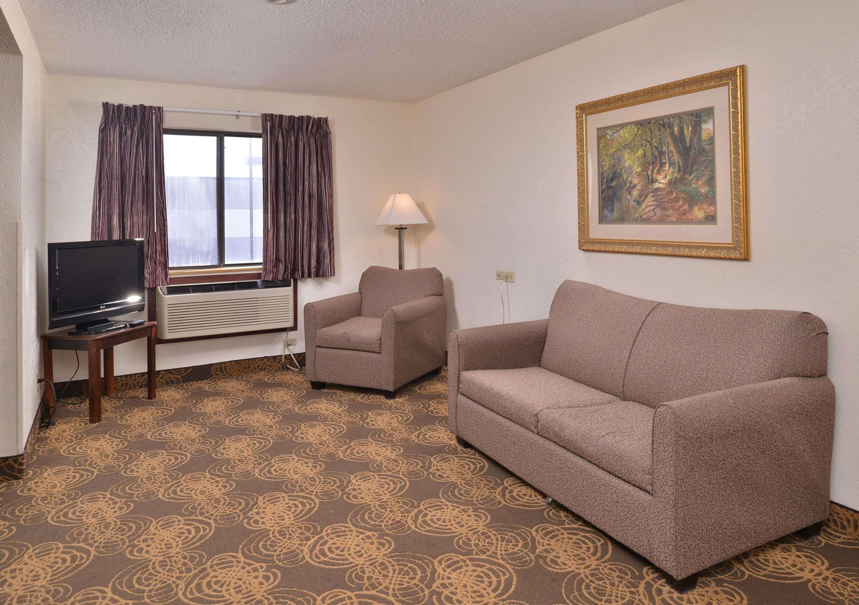 Rodeway Inn Waukegan - Gurnee Экстерьер фото